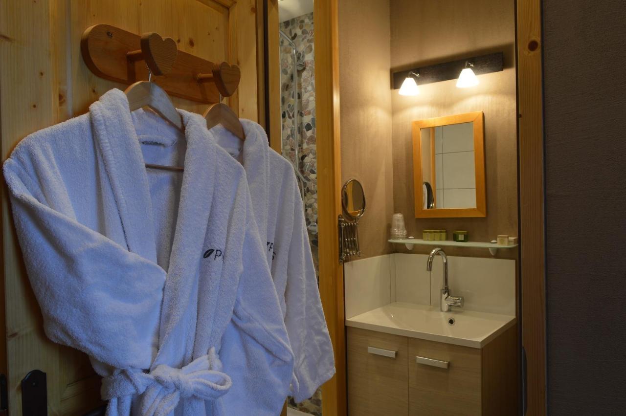 Logis Hotel Les Ancolies Areches Room photo